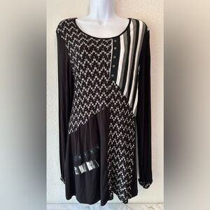 Kaktus Dark Moody Multi design Tunic Top